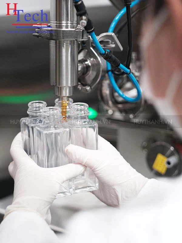 5 Lợi Ích Khi Sử Dụng Máy Chiết Rót Mỹ Phẩm Bán Tự Động 4 5 Lợi Ích Khi Sử Dụng Máy Chiết Rót Mỹ Phẩm Bán Tự Động