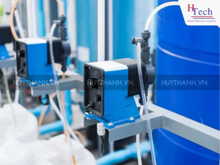 Tất Tần Tật Về Máy Bơm Axit Đặc Trong Sản Xuất Công Nghiệp 5 bom-axit-dac-huy-thanh-4