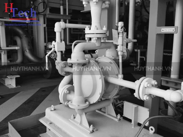 Bơm Màng Cao Áp – Giải Pháp Truyền Dẫn Chất Lỏng Tối Ưu Trong Công Nghiệp 3 Bom Mang Cao Ap Giai Phap Truyen Dan Chat Long 3